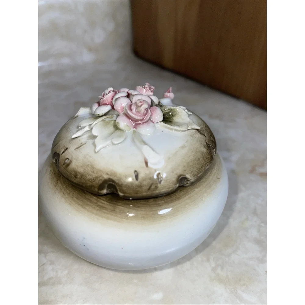 Vintage Capodimonte porcelain round trinket box intricate multi rose design‎